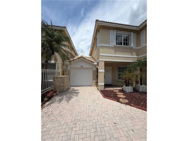  3 BR,  2.50 BTH &nbsp; style home in Pembroke Pines