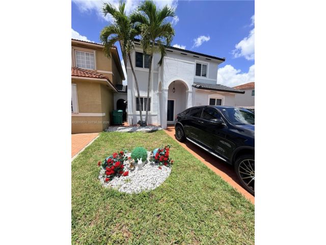  4 BR,  3.00 BTH &nbsp; style home in Miami