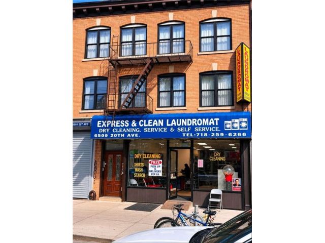 Studio,  0.00 BTH &nbsp;Mixed use style home in Bensonhurst