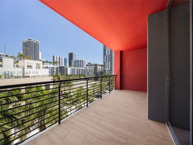  1 BR,  2.00 BTH &nbsp; style home in Miami