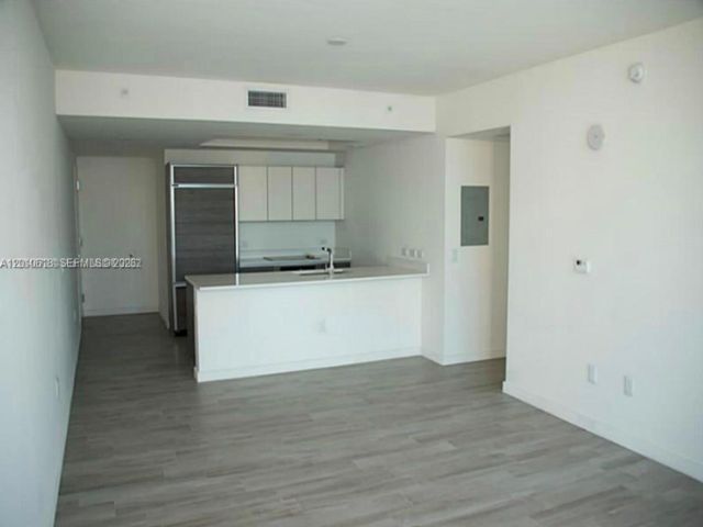  2 BR,  2.00 BTH &nbsp; style home in Miami
