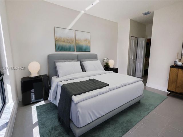  3 BR,  2.00 BTH &nbsp; style home in Medley