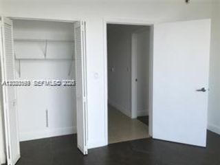[PHOTO]