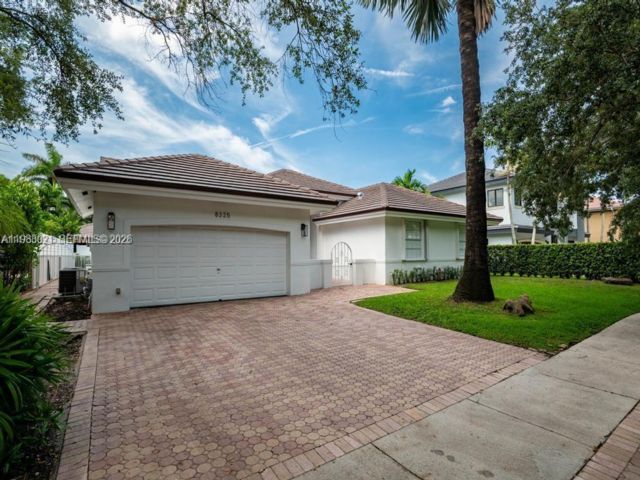 3 BR,  2.00 BTH &nbsp;European style home in Miami