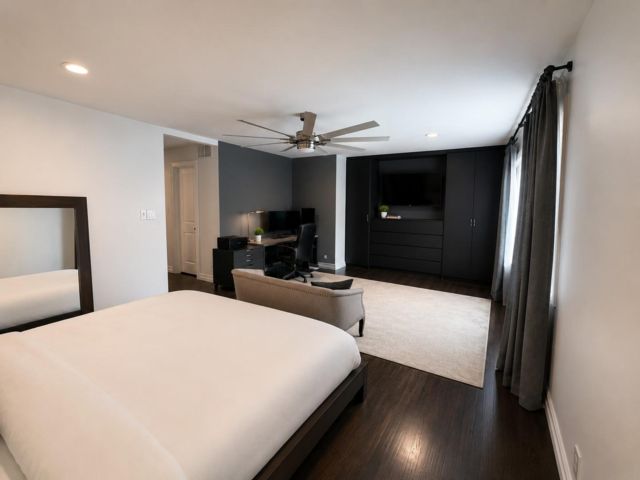 [PHOTO]