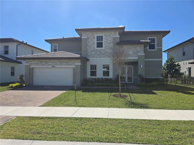  4 BR,  3.00 BTH &nbsp; style home in Davie