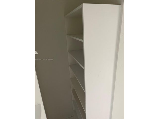 [PHOTO]