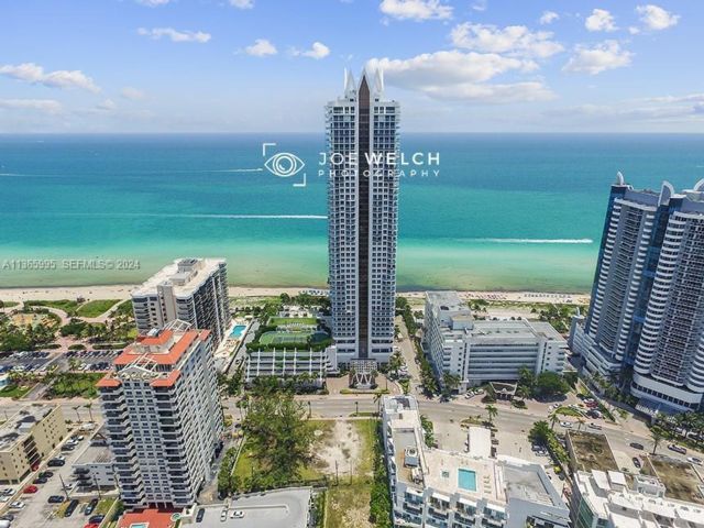  2 BR,  2.00 BTH &nbsp; style home in Miami Beach