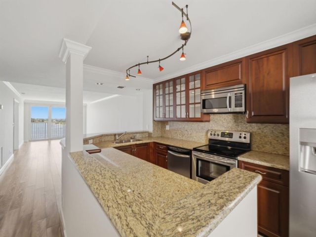  2 BR,  2.00 BTH &nbsp;Condo style home in West Palm Beach