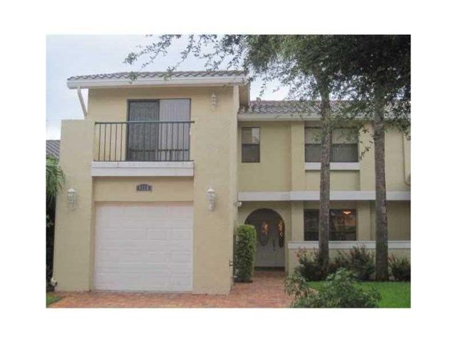  4 BR,  2.50 BTH &nbsp;Townhouse style home in Boca Raton