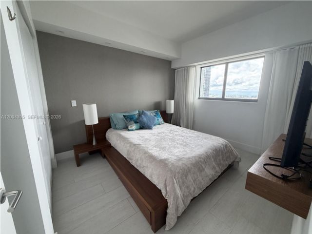  2 BR,  2.00 BTH &nbsp; style home in Miami