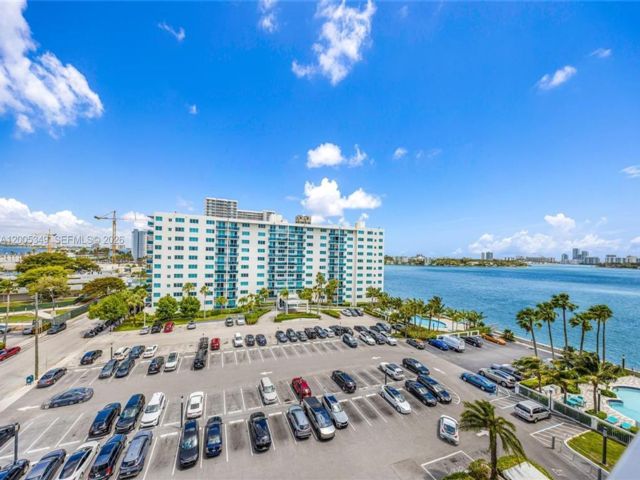  2 BR,  1.00 BTH &nbsp; style home in Miami