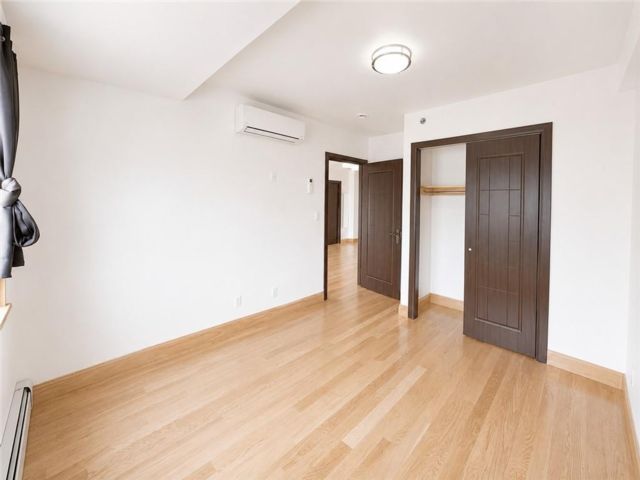 [PHOTO]