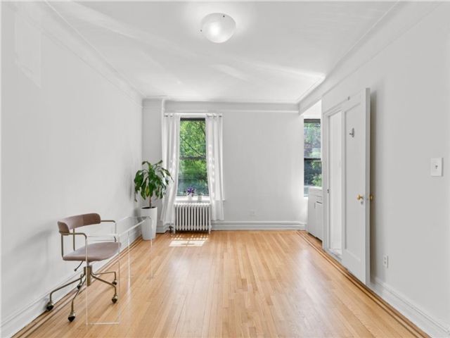 Studio,  1.00 BTH &nbsp;Co-op style home in Park Slope
