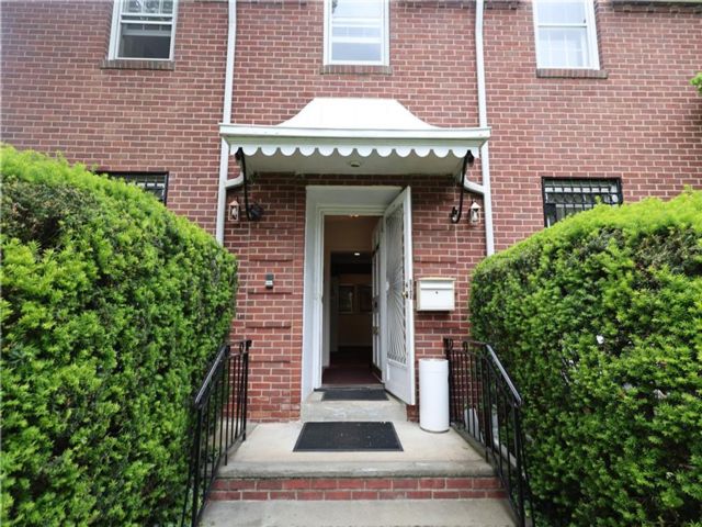 Studio,  0.00 BTH &nbsp;Office style home in New Dorp