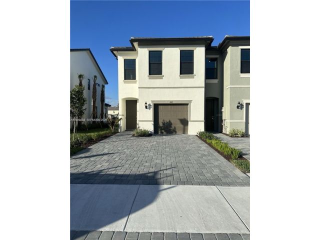  3 BR,  2.50 BTH &nbsp; style home in Oakland Park