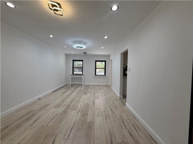  2 BR,  1.00 BTH &nbsp;Co-op style home in Kew Gardens