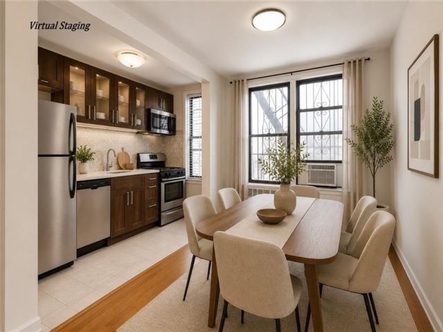  1 BR,  1.00 BTH &nbsp;Co-op style home in Gravesend