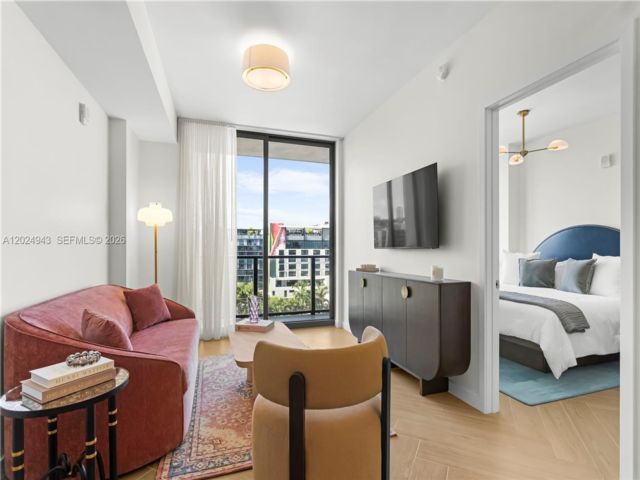  1 BR,  1.00 BTH &nbsp; style home in Miami
