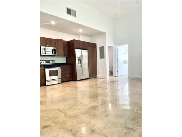  1 BR,  1.00 BTH &nbsp; style home in Carl Fisher