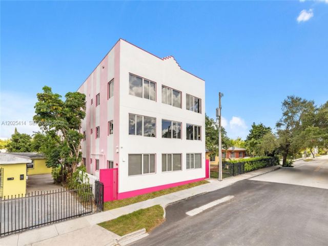  1 BR,  1.00 BTH &nbsp; style home in Miami