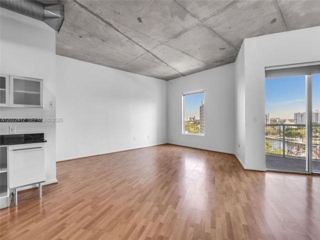  1 BR,  1.00 BTH &nbsp; style home in Miami