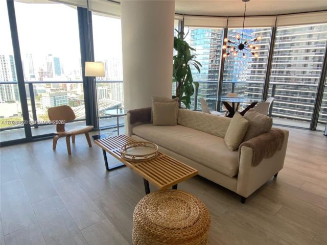  2 BR,  2.00 BTH &nbsp; style home in Miami