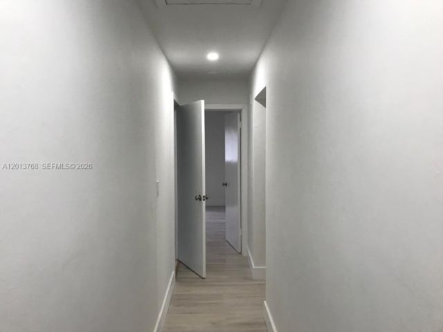 [PHOTO]