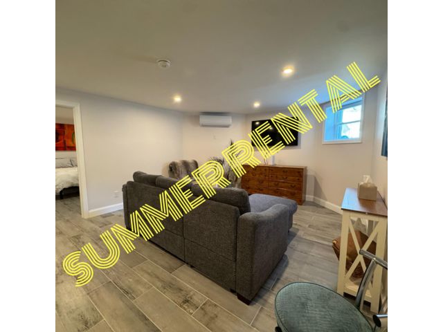 1 BR,  1.00 BTH &nbsp;Apartment style home in Rockaway Park