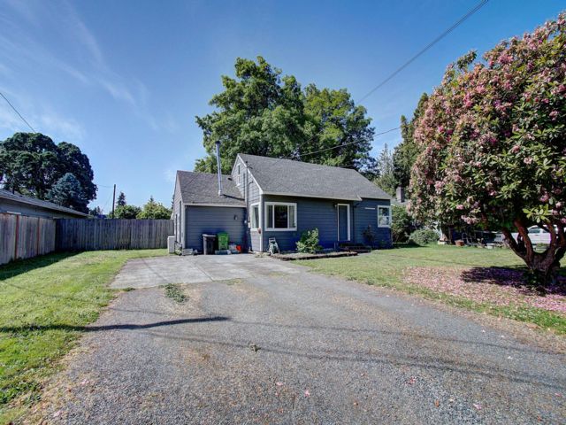[Woodland Real Estate, listing number 3341145]