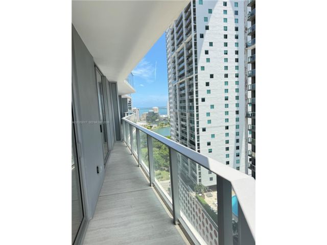  2 BR,  2.00 BTH &nbsp; style home in Miami
