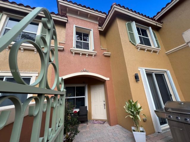  3 BR,  2.50 BTH &nbsp; style home in Pembroke Pines