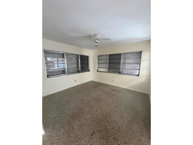  2 BR,  1.00 BTH &nbsp; style home in Lantana