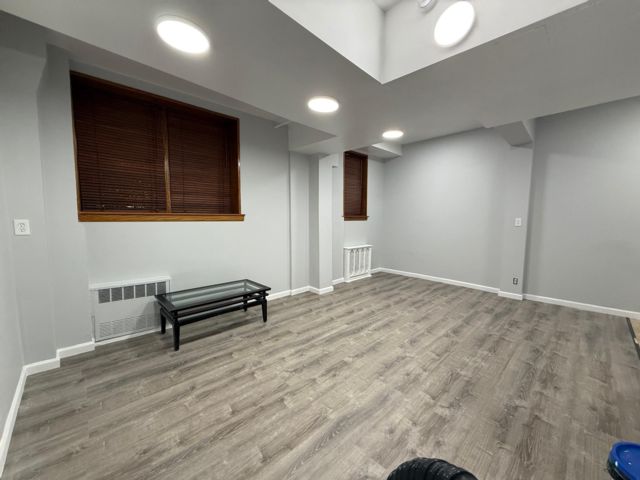 [Brighton Beach Real Estate, listing number 3341180]