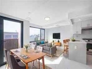  1 BR,  1.00 BTH &nbsp;Condominium style home in Greenwood Heights