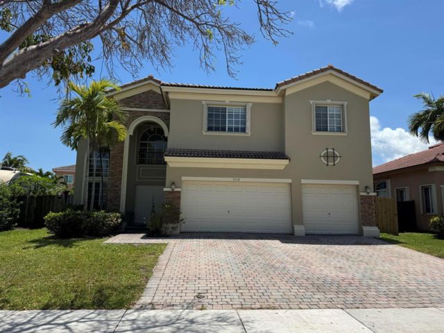 6 BR,  3.00 BTH &nbsp; style home in Miami