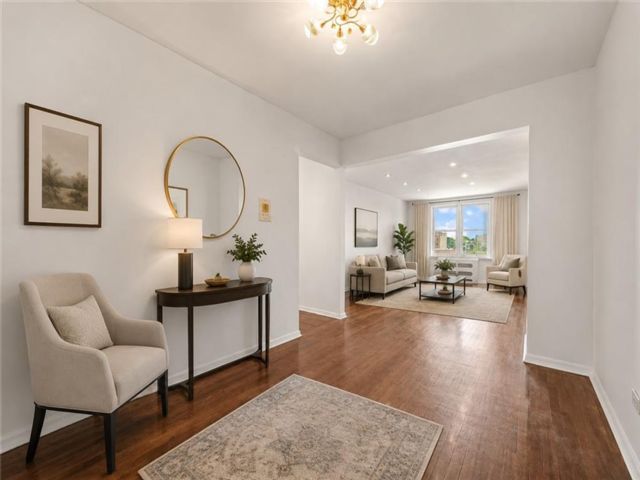  2 BR,  1.50 BTH &nbsp;Co-op style home in Sheepshead Bay