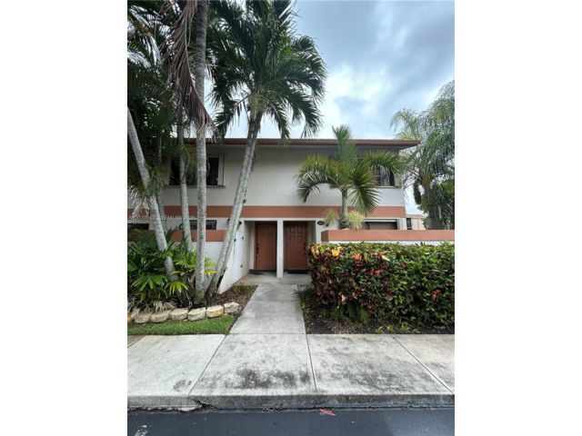  3 BR,  2.50 BTH &nbsp; style home in Davie