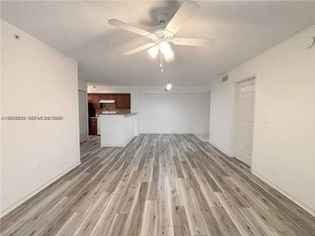  3 BR,  2.00 BTH &nbsp; style home in Pembroke Pines