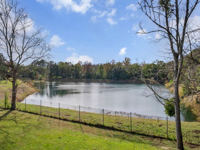  2 BR,  2.50 BTH &nbsp;Townhouse style home in Tallahassee