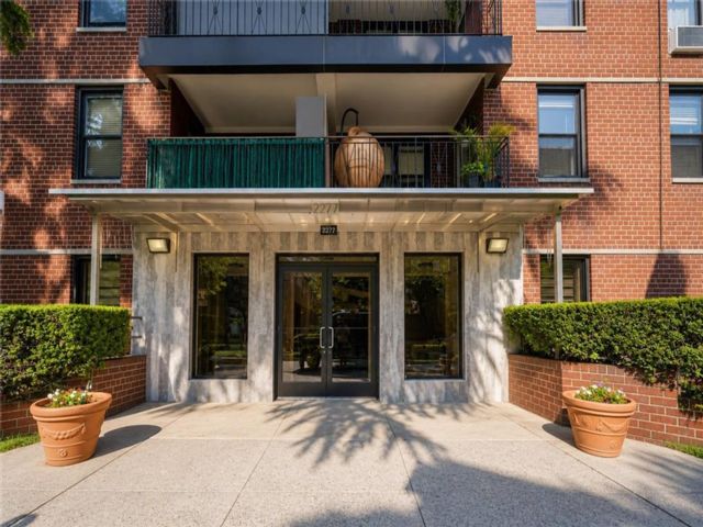  1 BR,  1.00 BTH &nbsp;Co-op style home in Sheepshead Bay