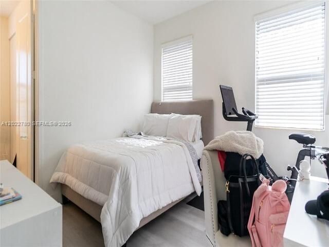 [PHOTO]