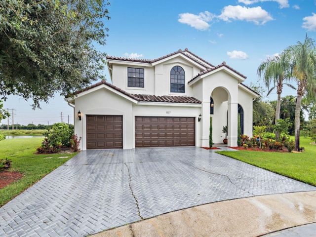  4 BR,  3.00 BTH &nbsp; style home in Wellington