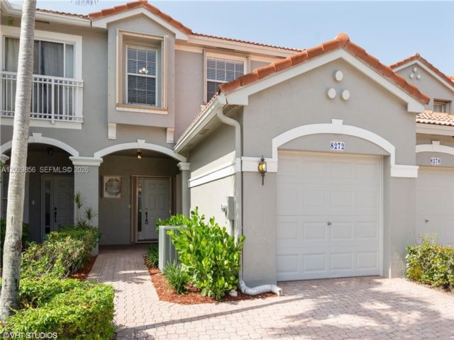  3 BR,  2.50 BTH &nbsp;Townhouse style home in Boca Raton