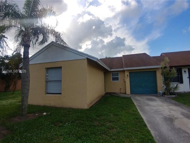  3 BR,  2.00 BTH &nbsp; style home in Lake Worth