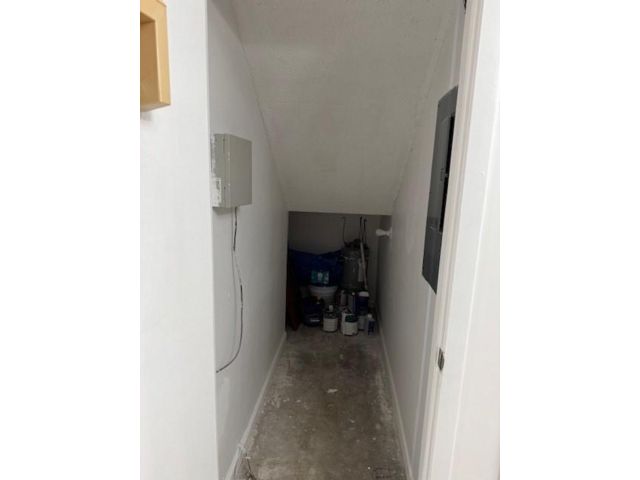 [PHOTO]