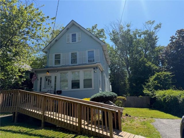  3 BR,  2.00 BTH &nbsp;Single family style home in Princess Bay