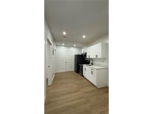  2 BR,  2.00 BTH &nbsp; style home in Miami