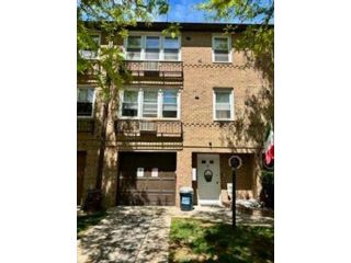 Studio,  5.00 BTH &nbsp;Multi-family style home in Bay Ridge