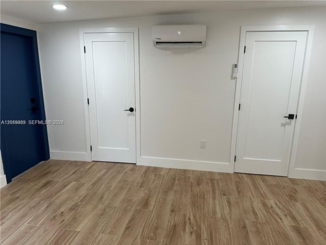 [PHOTO]